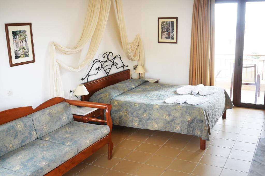 Areti Aparthotel ハニア エクステリア 写真