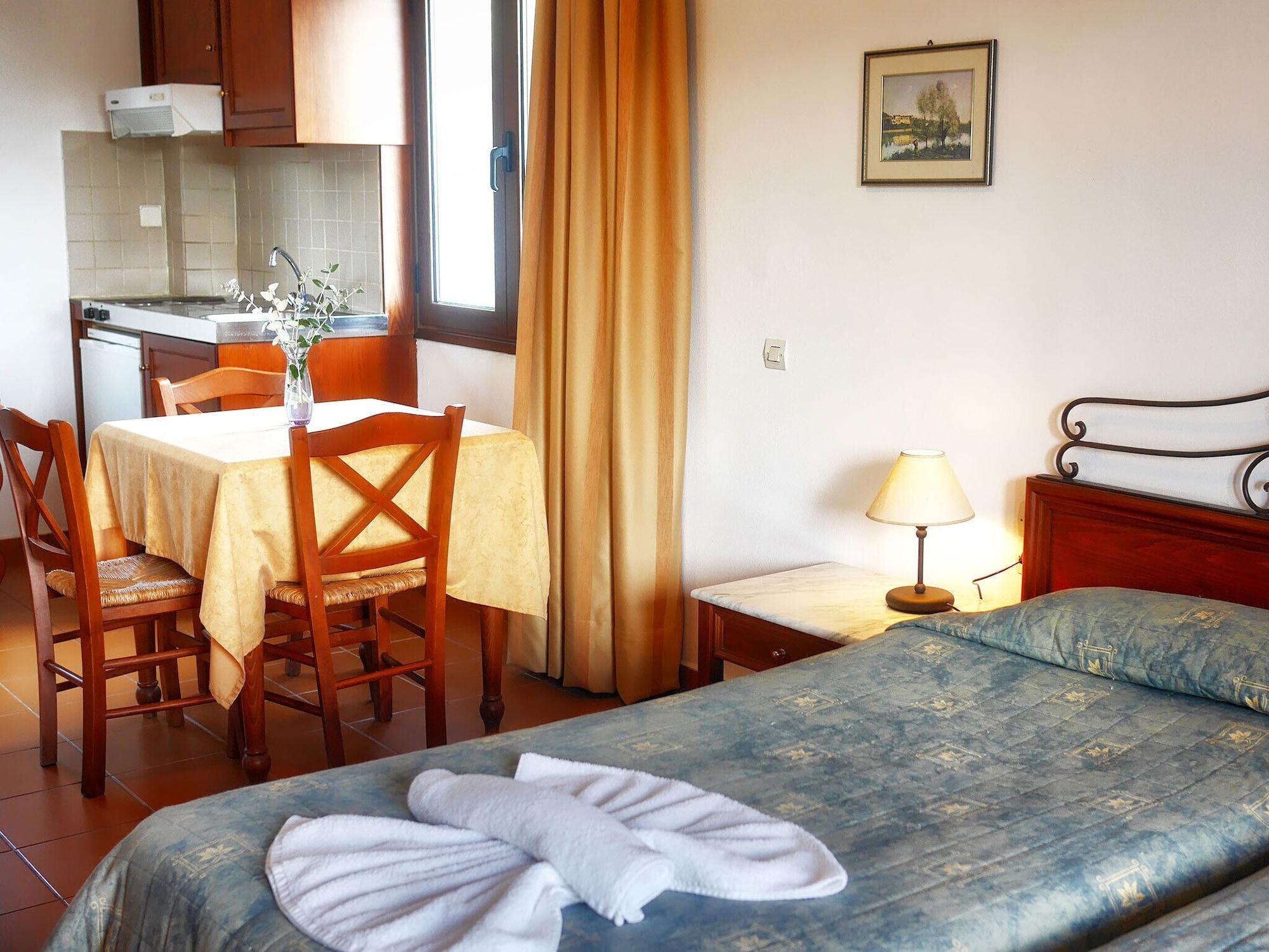 Areti Aparthotel ハニア エクステリア 写真