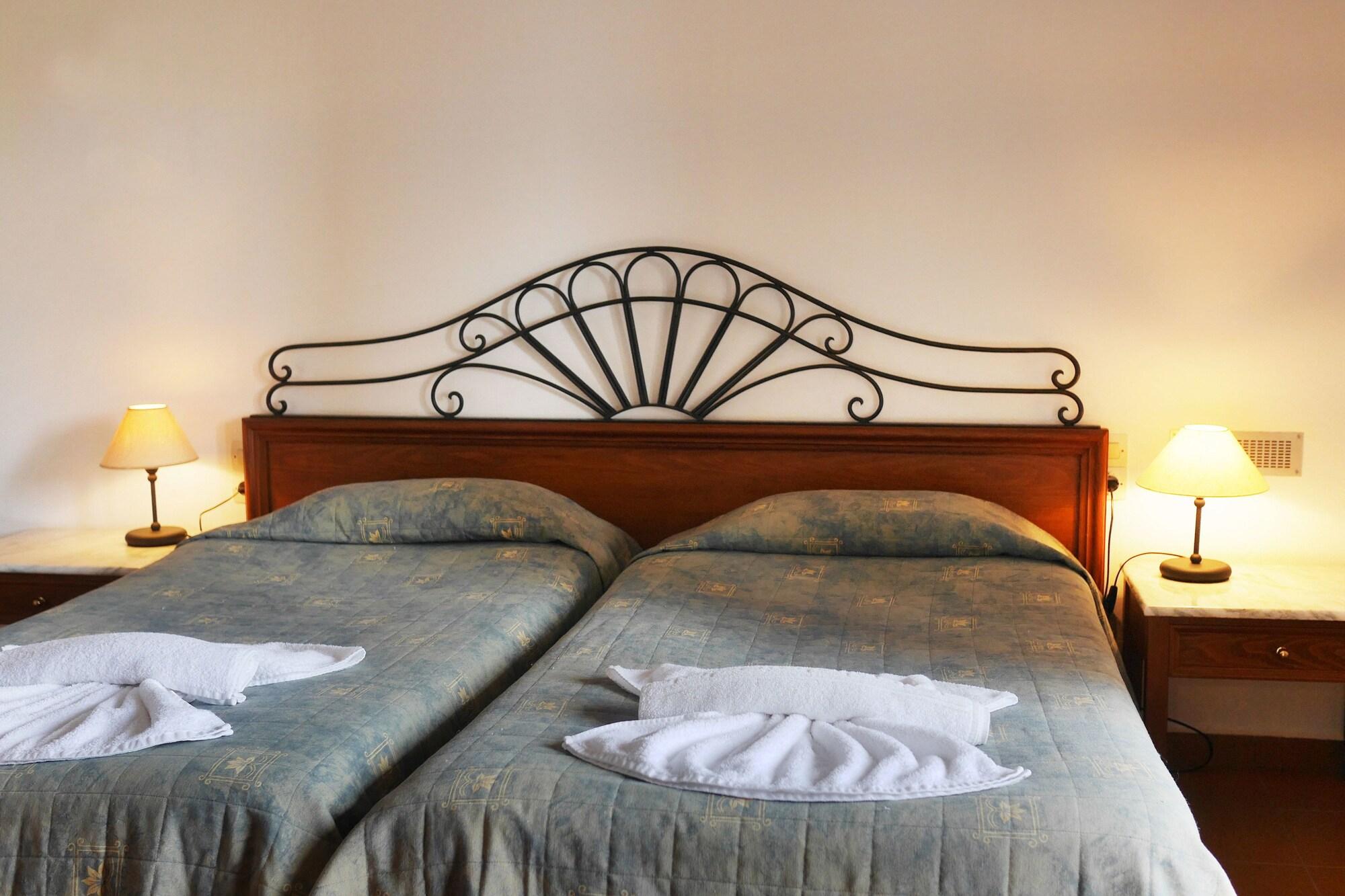 Areti Aparthotel ハニア エクステリア 写真